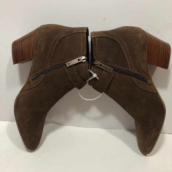 Aquatalia brown suede block heel boots size 7 - Picture 4 of 8